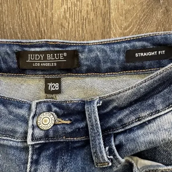 Judy Blue Distressed Shredded Jeans Straight Fit Size 7/28 Light Wash - Picture 8 of 16